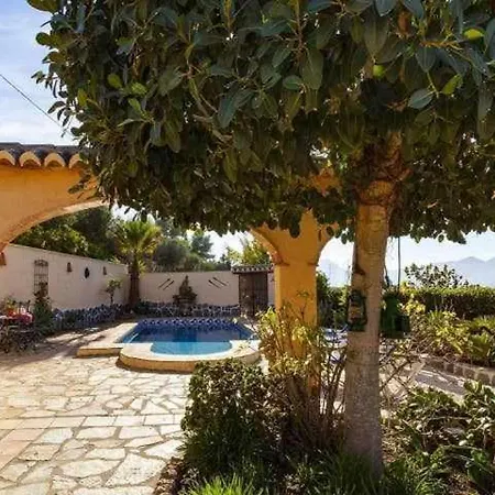 Loaisa Villa *