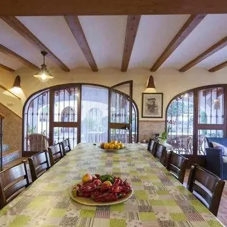Loaisa Villa *