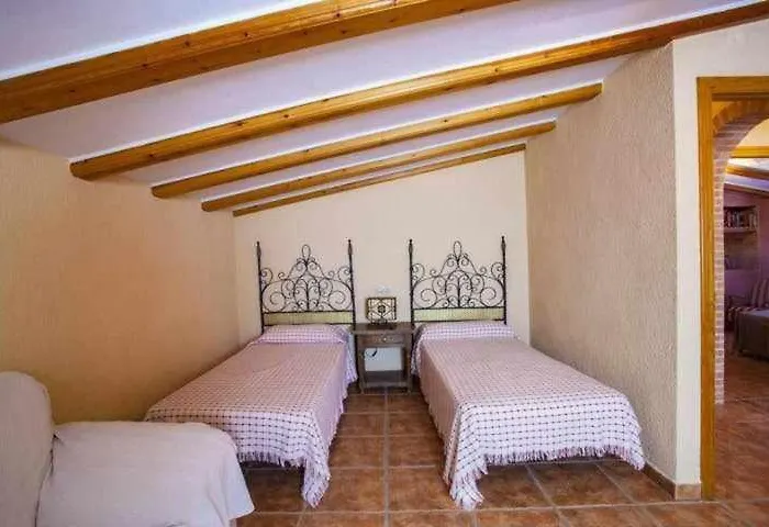 Loaisa Villa *